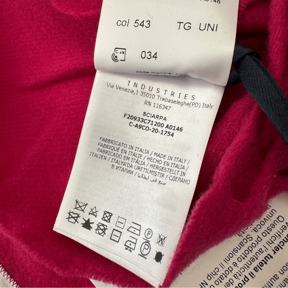 Moncler Logo Scarf 100% Wool New - Picture 7 of 9